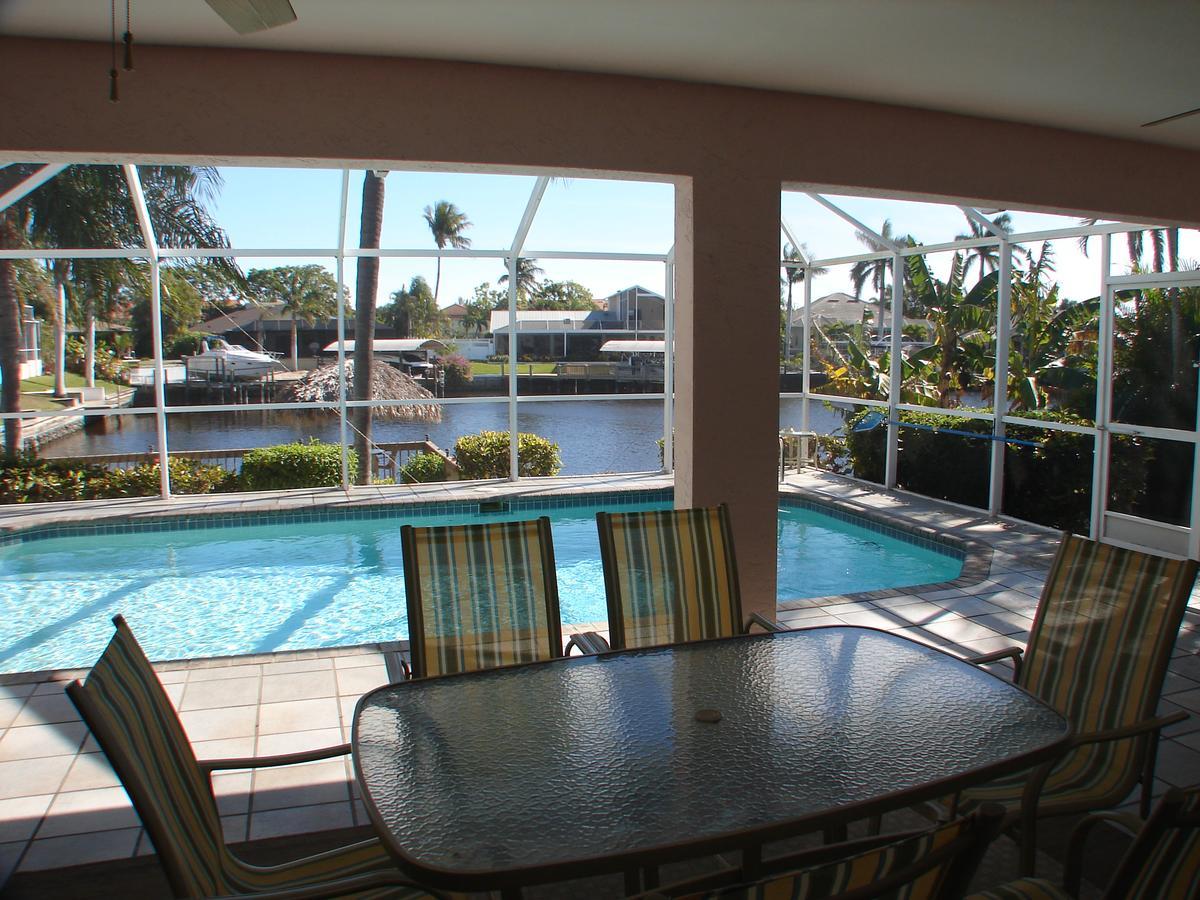 Hidden Harbor Sw Cape- Waterfront Private Home Locally Owned & Managed, Fair & Honest Pricing Cape Coral Exterior foto